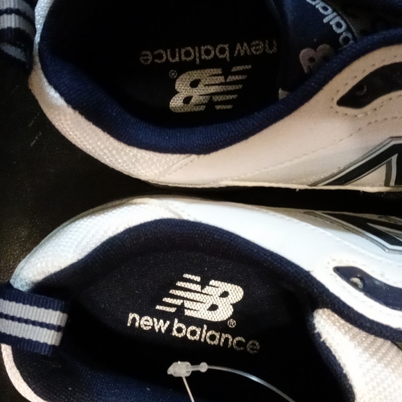 New New Balance Wide Men Sneakers - Picture 10 of 10